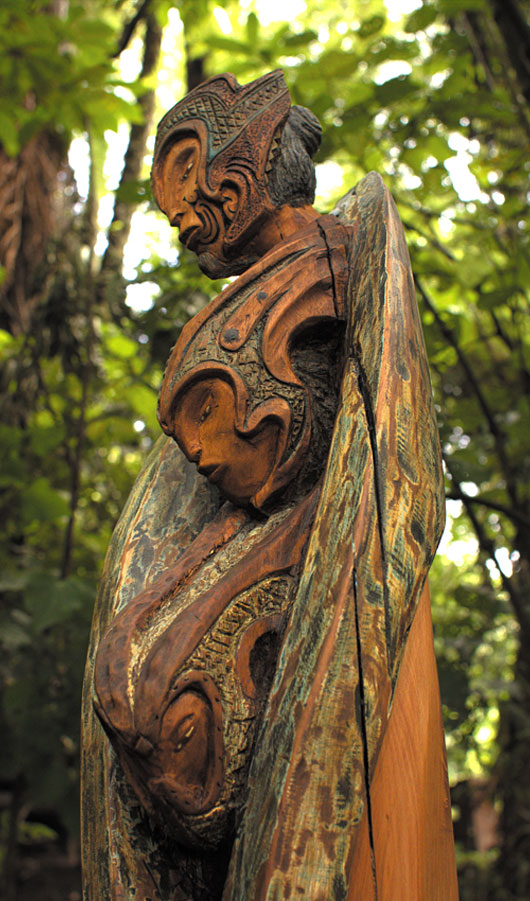 Joe Kemp nz Maori sculptor, carving, swamp Kauri